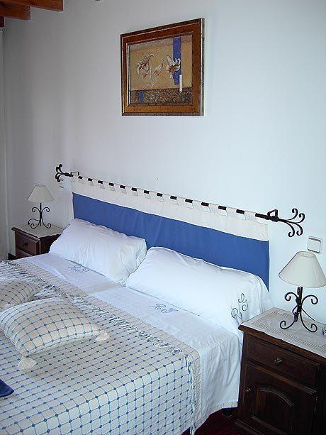 Hotel Rural El Rincon De Gadea Santa Gadea  Esterno foto